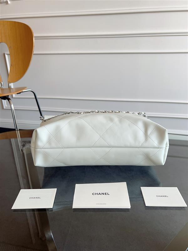 2026127215213270 630